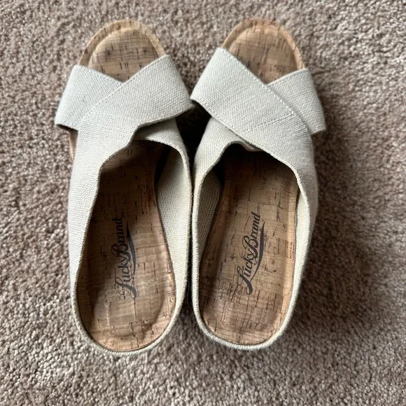 Lucky Brand Beige Cork Wedge Sandals with Studs Women’s Size 6 - Picture 5 of 6